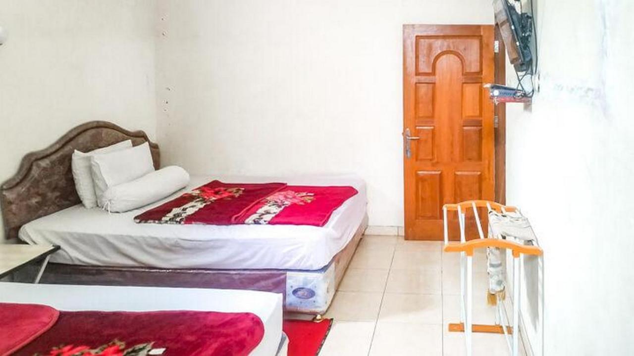 Villa Al Barokah Syariah Family Mitra Reddoorz Near Sarangan Lake Exterior foto